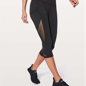 Lululemon Women’s Size 6 Black Fast As Light Crop 19" Workout Legging